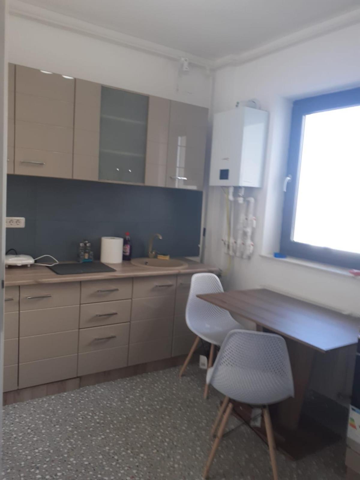 In Apart Hotel Bukareszt Zewnętrze zdjęcie