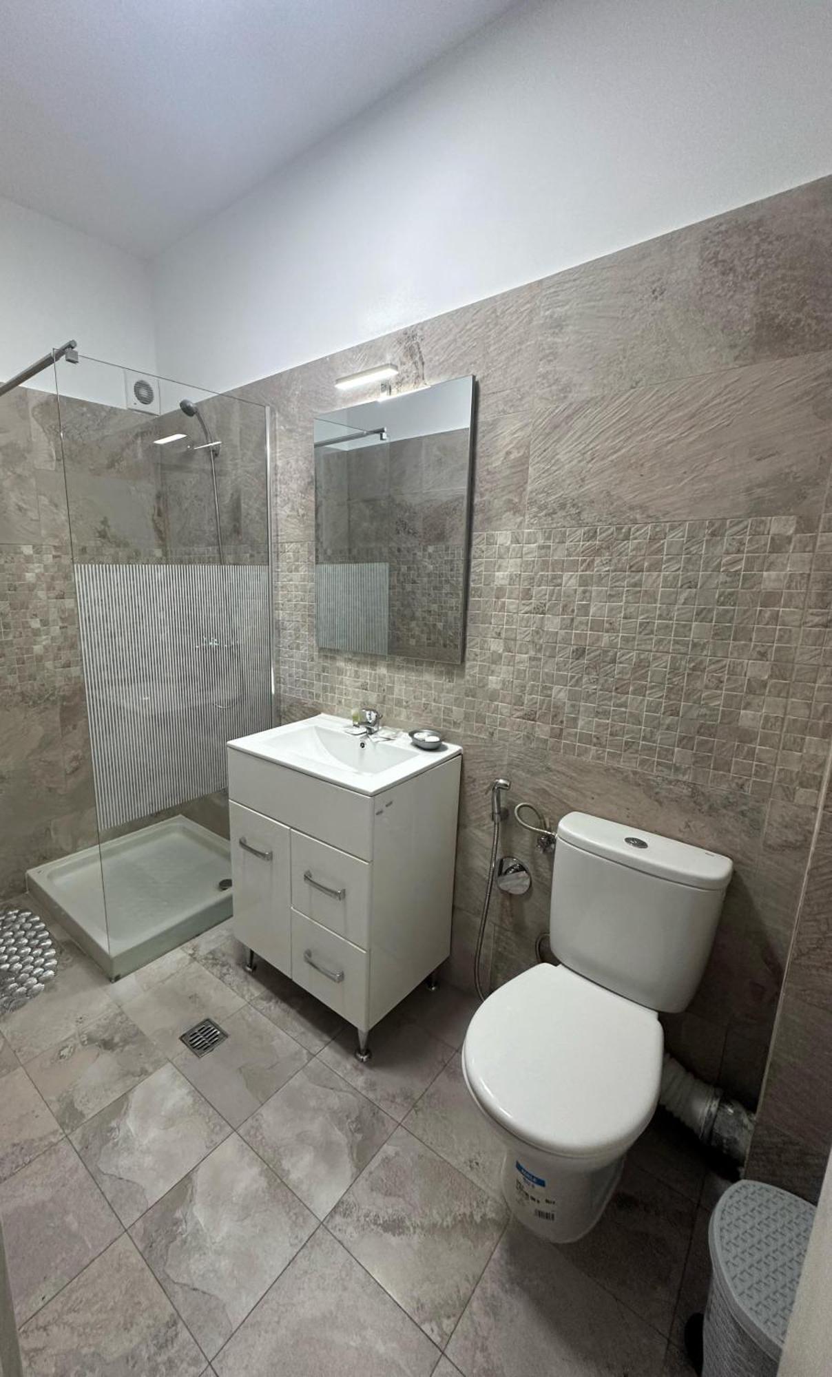 In Apart Hotel Bukareszt Zewnętrze zdjęcie
