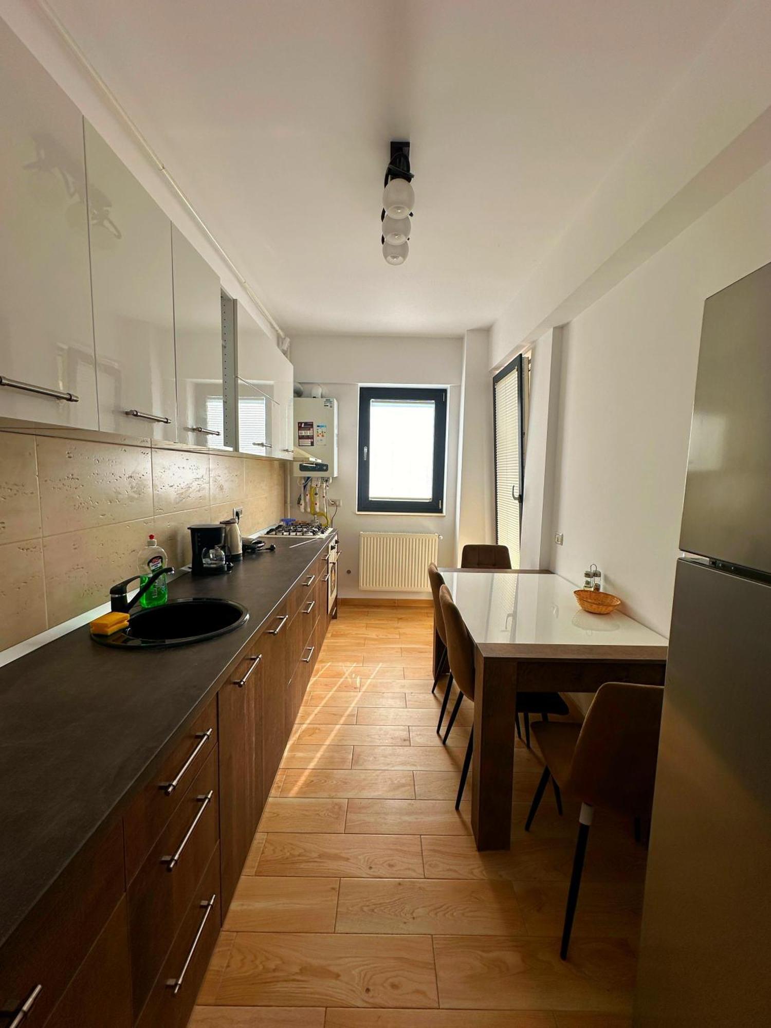 In Apart Hotel Bukareszt Zewnętrze zdjęcie